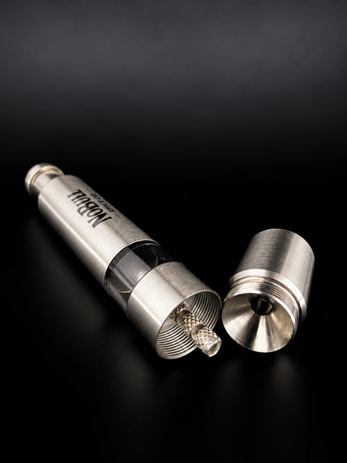 PUSH-BUTTON PEPPER GRINDER
